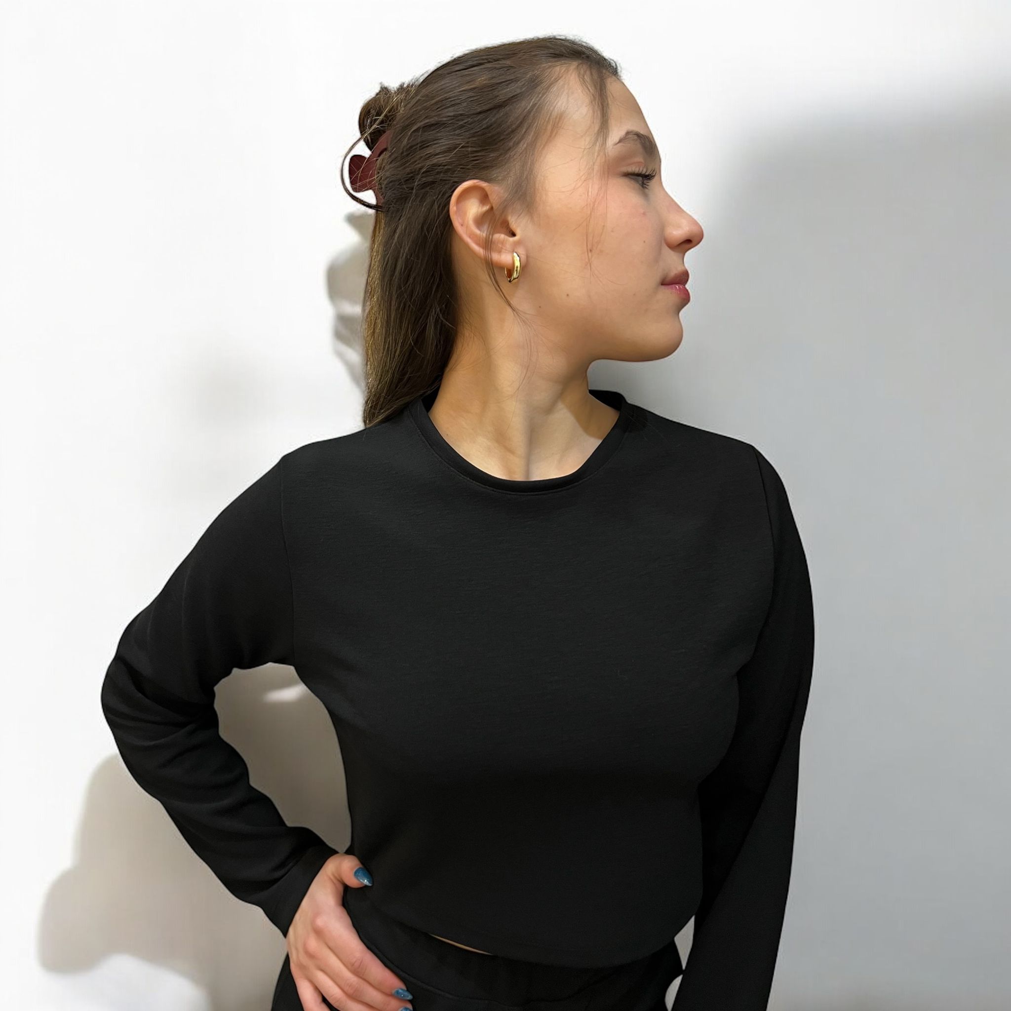 bisiklet-yaka-fit-basic-bluz-siyah (2)